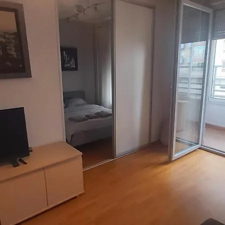 Metropol Belville דירה *